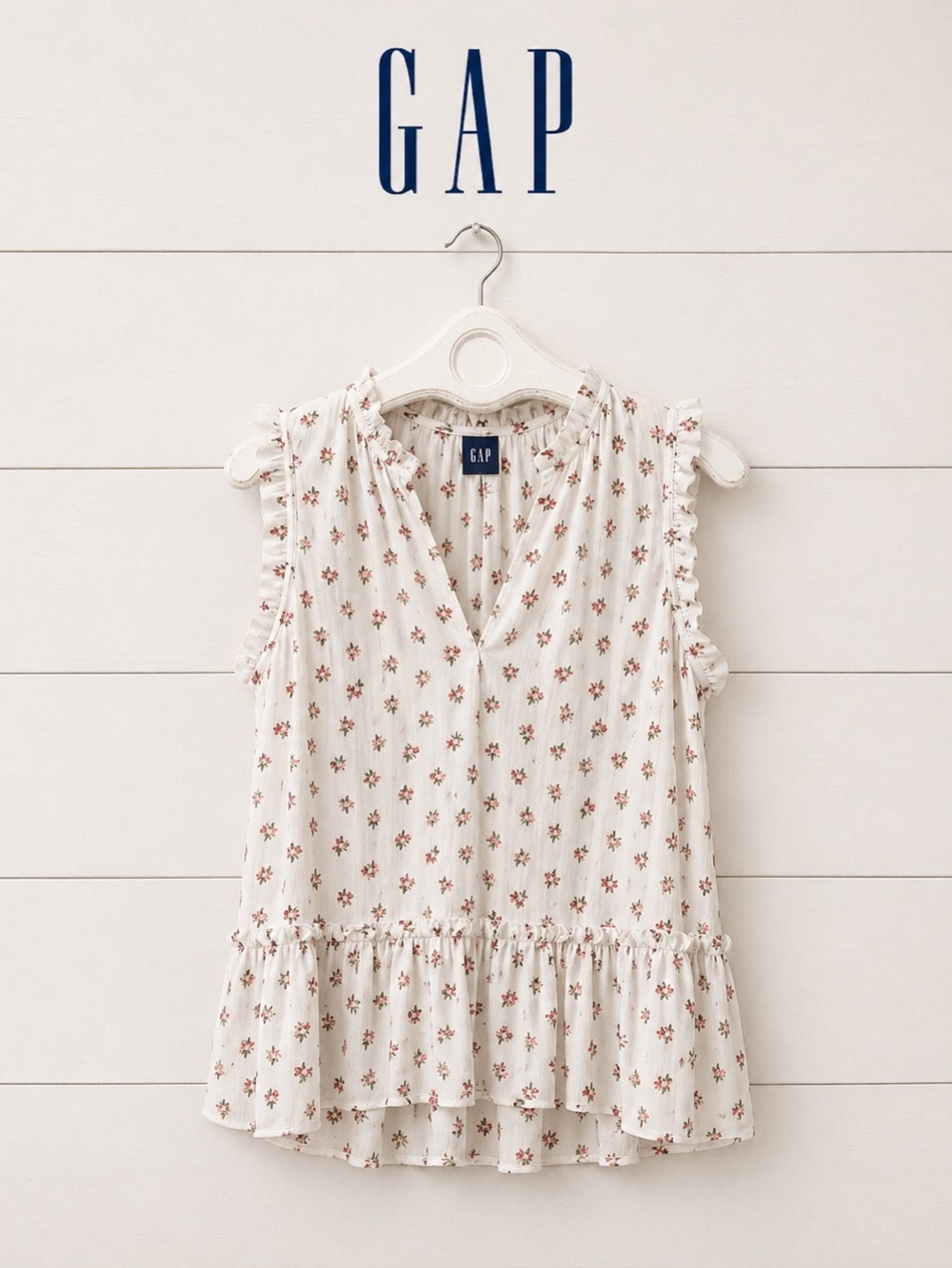 Gap lightly florals patterned blouse size M